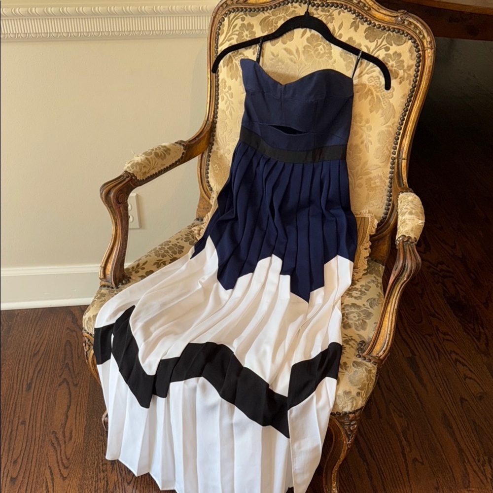 Self-Portrait Strapless Pleated Blue and White Gown size 0 New.